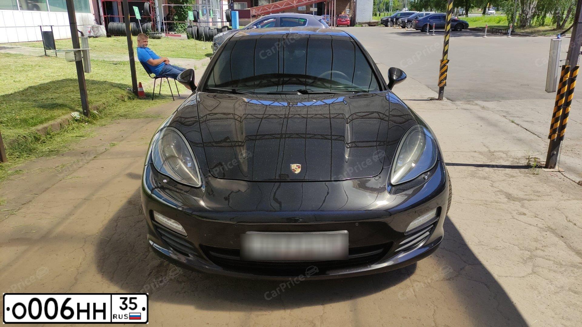 Фото автомобиля PORSCHE PANAMERA, 2010 — госномер С604ВХ76. Цвет: ЧЕРНЫЙ