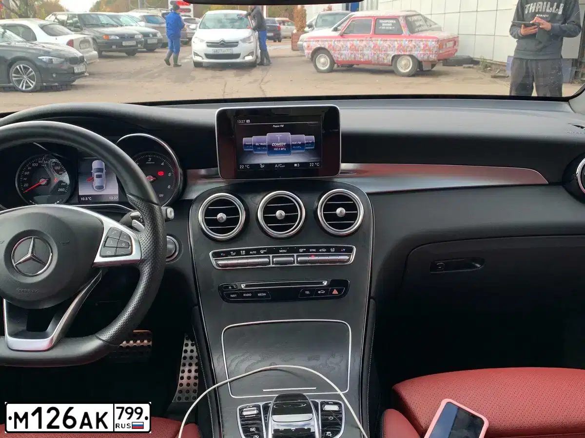 Фото автомобиля MERCEDES GLC-KLASSE, 2017 — госномер Н696МХ82. Цвет: Серый