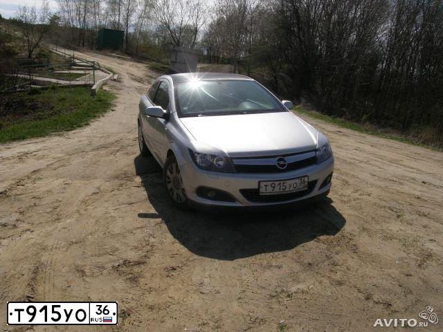 Фото автомобиля OPEL ASTRA, 2007 — госномер О341УМ46. Цвет: Серебристый