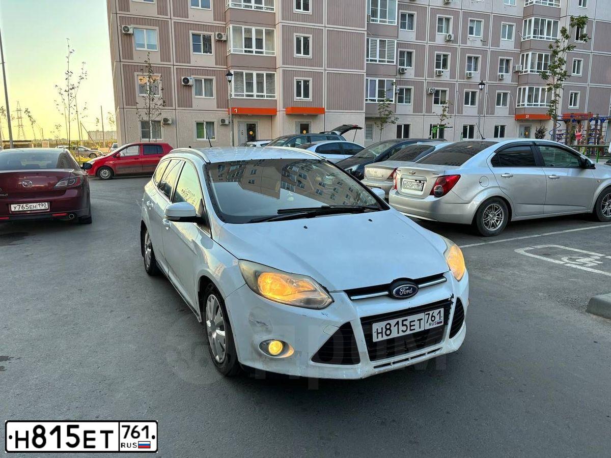 Фото автомобиля FORD D FOCUS, 2013 — госномер Н815ЕТ761. Цвет: Белый