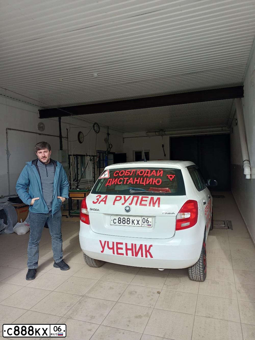 Фото автомобиля LADA 2112, 2008 — госномер О477ОЕ71. Цвет: Сине-Черный