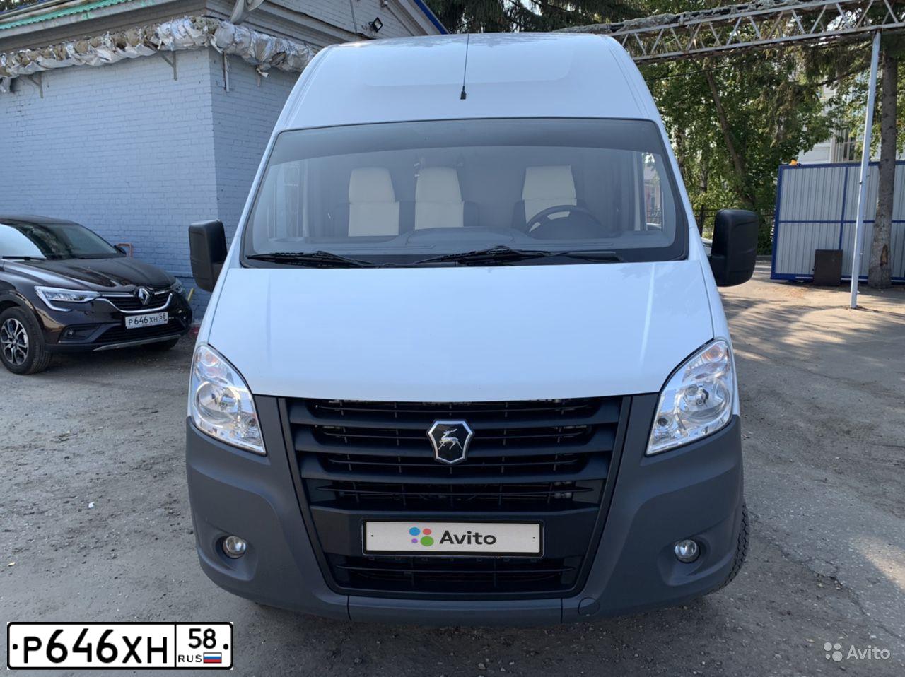 Фото автомобиля RENAULT ARKANA, 2019 — госномер С235УО58. Цвет: ТЕМНО-КОРИЧНЕВЫЙ