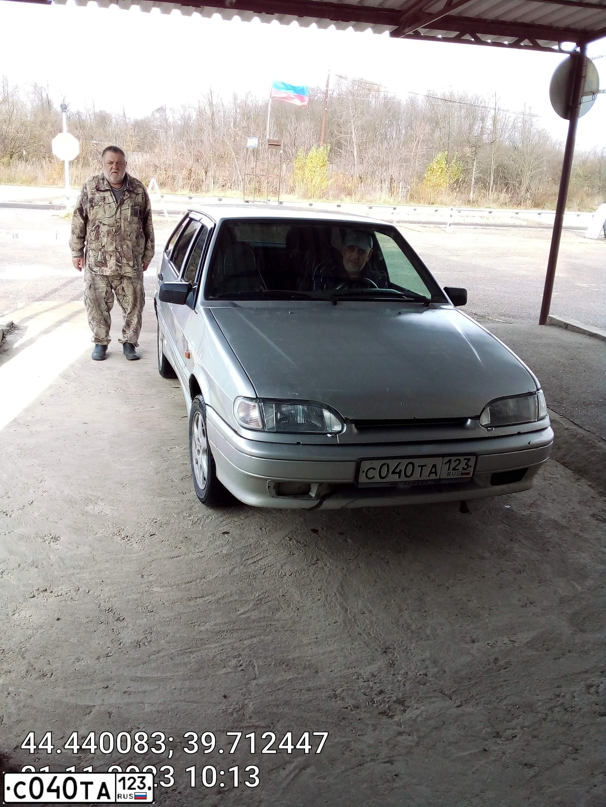 Фото автомобиля LADA 2114, 2008 — госномер Р887РМ761. Цвет: СВЕТЛО-СЕРЕБРИСТЫЙ МЕТАЛЛ