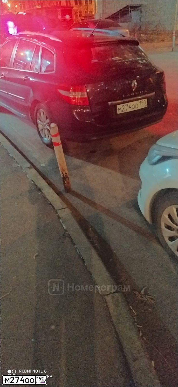 Фото автомобиля RENAULT LAGUNA, 2008 — госномер С347ЕЕ40. Цвет: ЧЕРНЫЙ