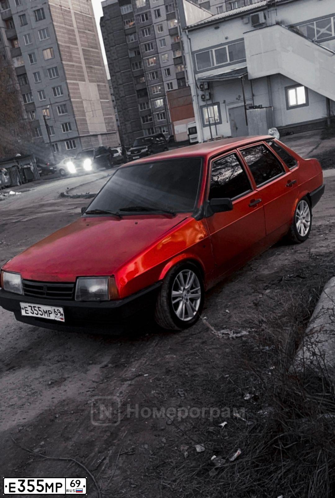 Фото автомобиля LADA 2109 SAMARA, 2001 — госномер Е355МР69. Цвет: СЕРЕБРИСТЫЙ ЯРКО-СИНИЙ