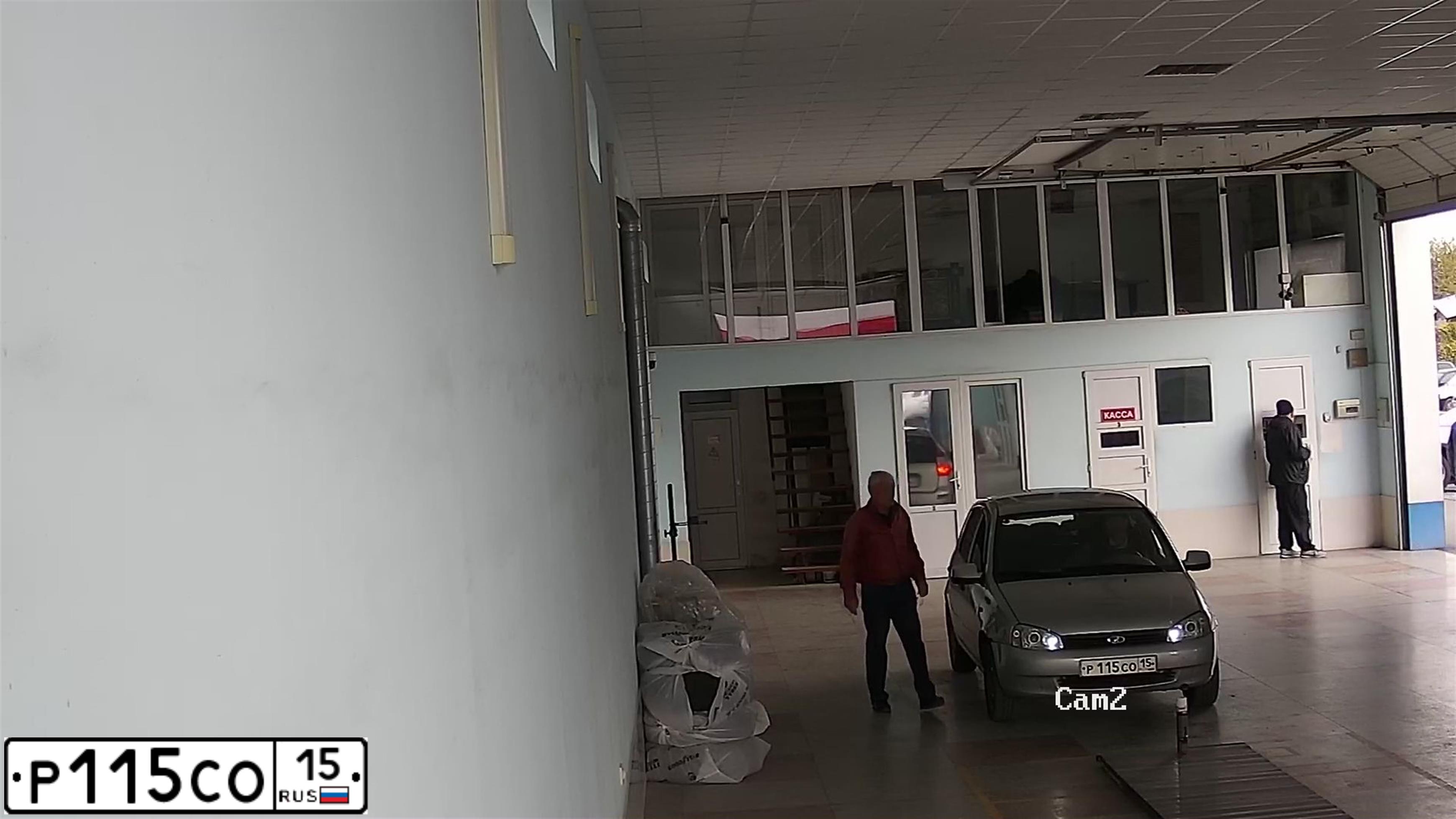 Фото автомобиля LADA 1119 KALINA, 2011 — госномер Р115СО15. Цвет: СЕРЕБРИСТЫЙ