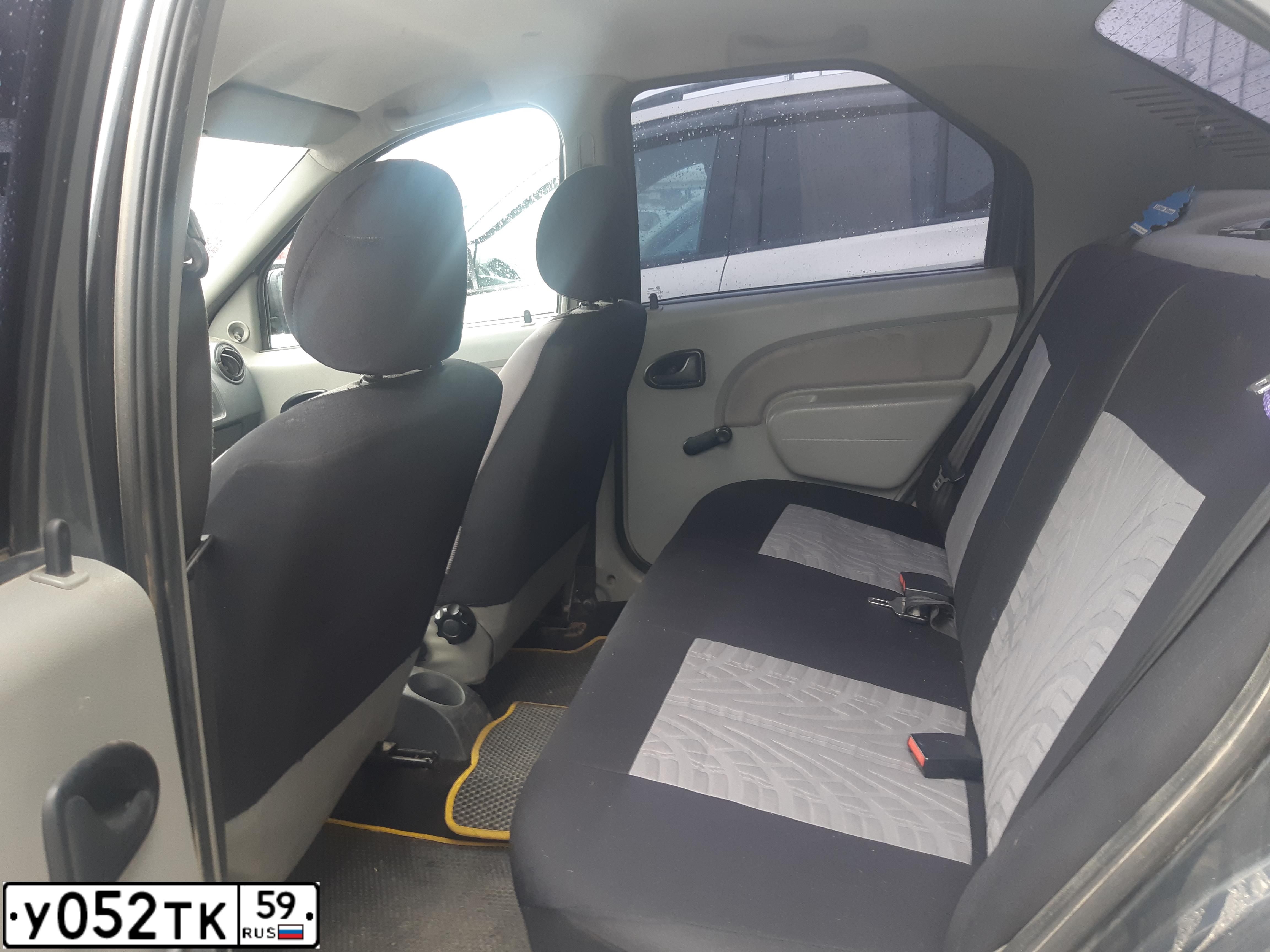 Фото автомобиля RENAULT LOGAN, 2007 — госномер Т569МА196