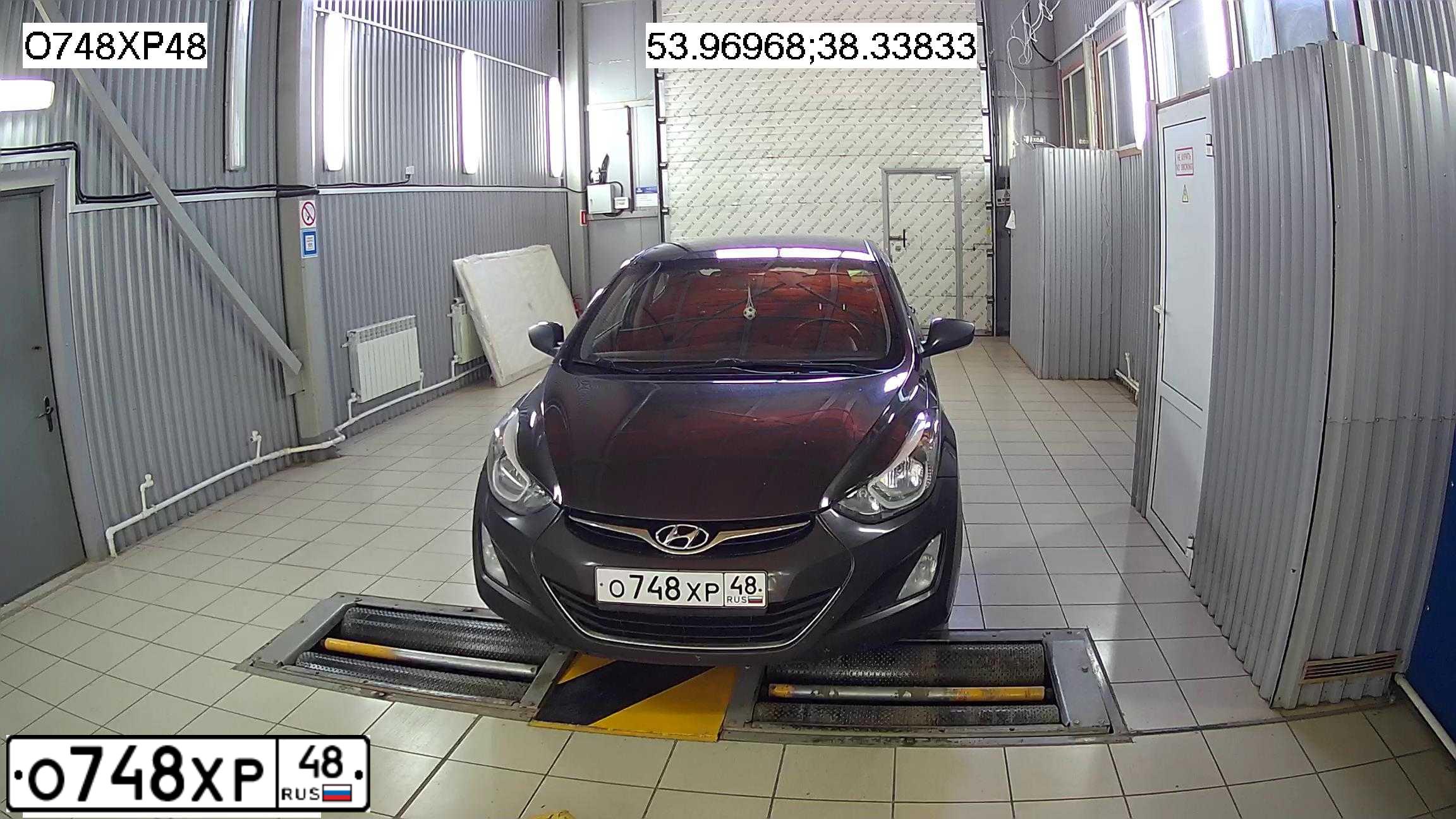 Фото автомобиля HYUNDAI ELANTRA, 2014 — госномер О748ХР48. Цвет: Коричневый