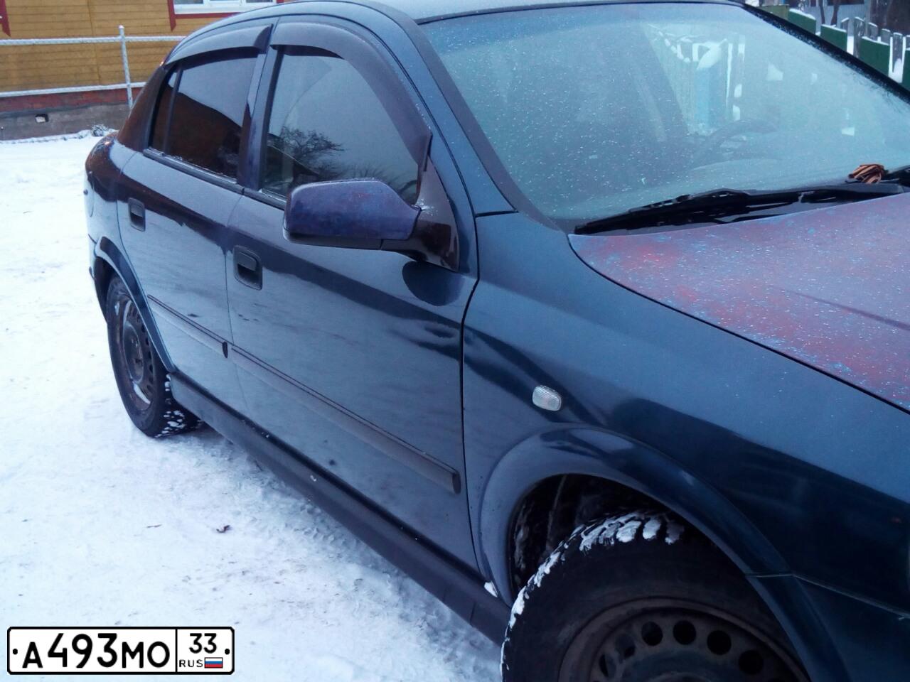 Фото автомобиля OPEL ASTRA, 1998 — госномер А493МО33. Цвет: ГРАНАТОВО-КРАСНЫЙ