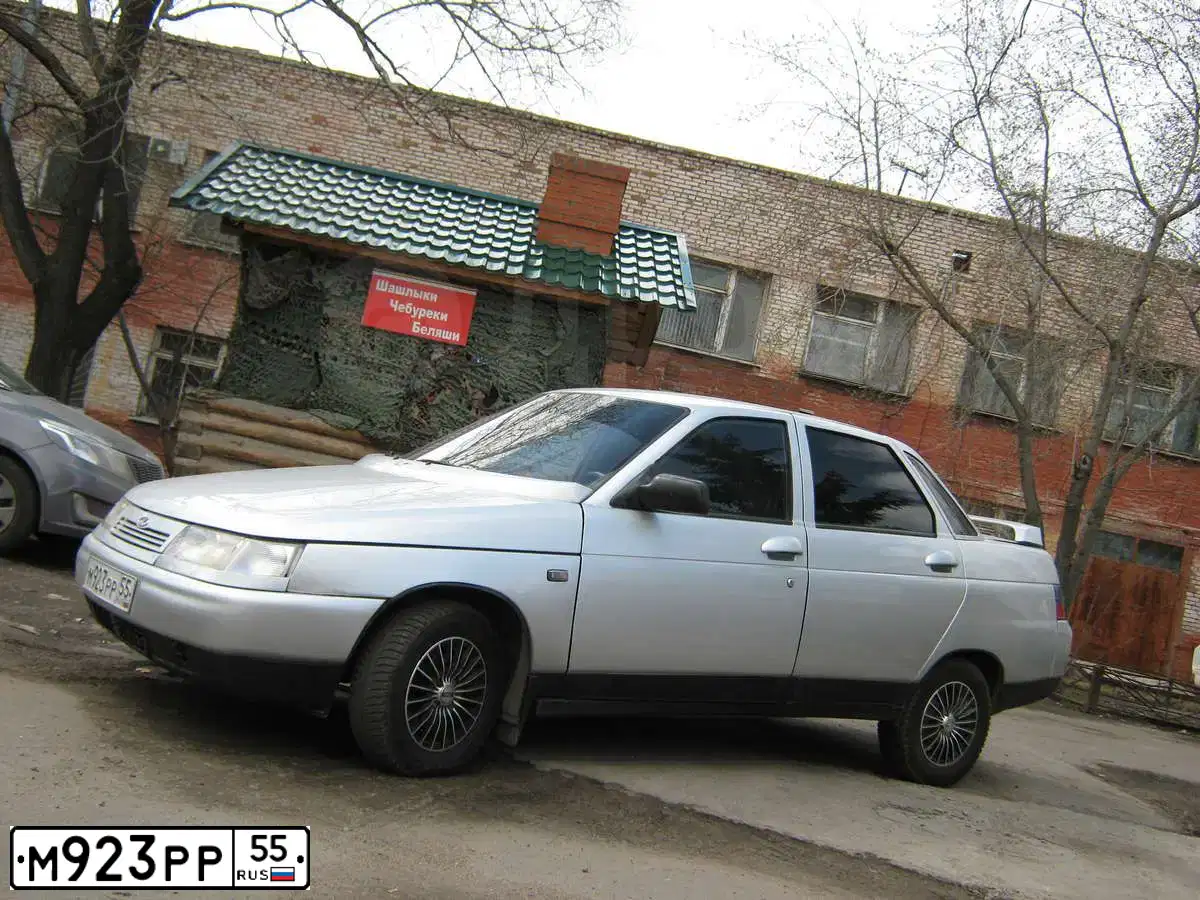 Фото автомобиля LADA 2110, 2002 — госномер С589СТ55. Цвет: СВЕТЛО СЕРЕБРИСТЫЙ МЕТАЛЛИК