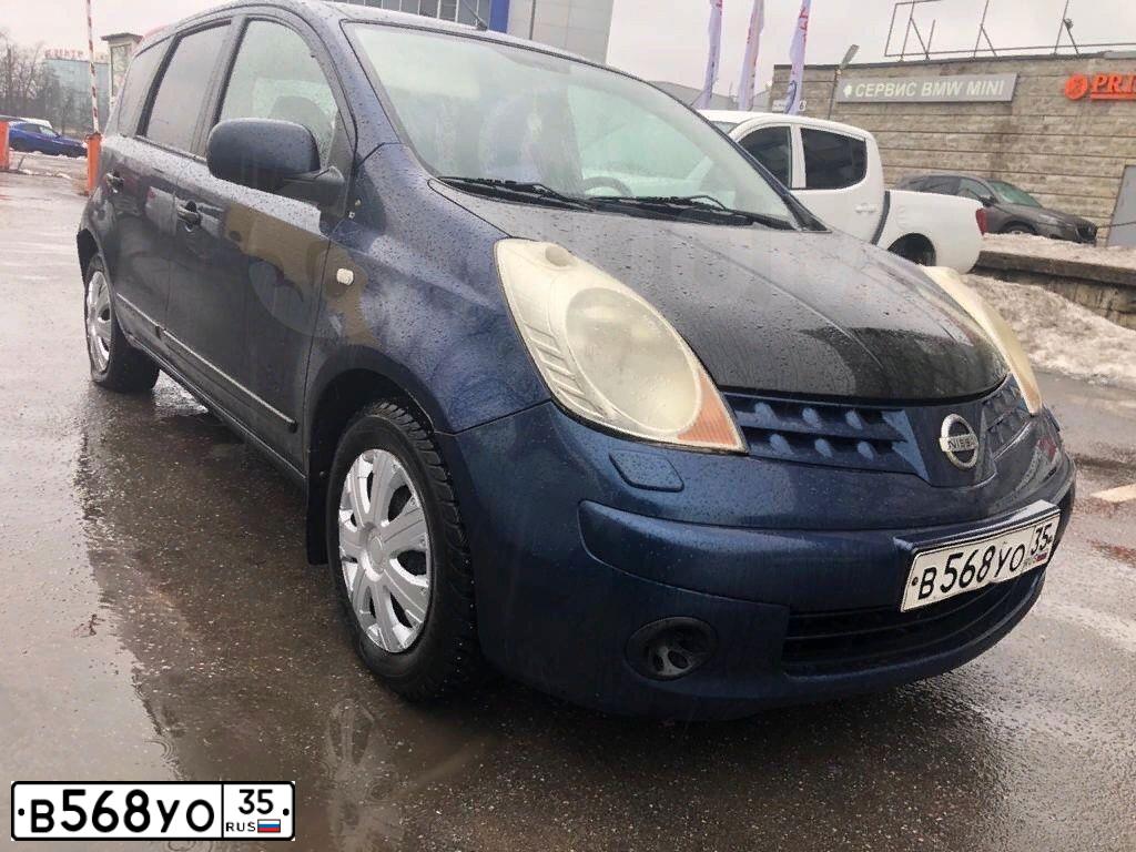 Фото автомобиля NISSAN NOTE, 2006 — госномер О485ХА198. Цвет: ТЕМНО СИНИЙ