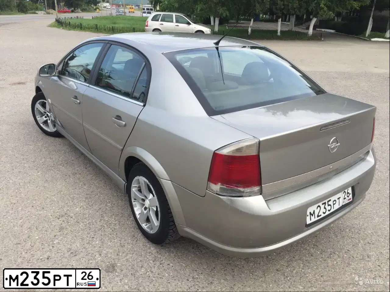 Фото автомобиля OPEL VECTRA, 2002 — госномер Н286КС180. Цвет: СЕРО-ПЕРЛАМУТРОВЫЙ