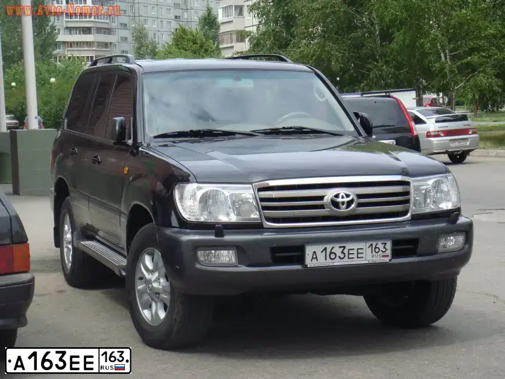 Фото автомобиля LADA 2190 GRANTA, 2013 — госномер С815КТ116. Цвет: Белый