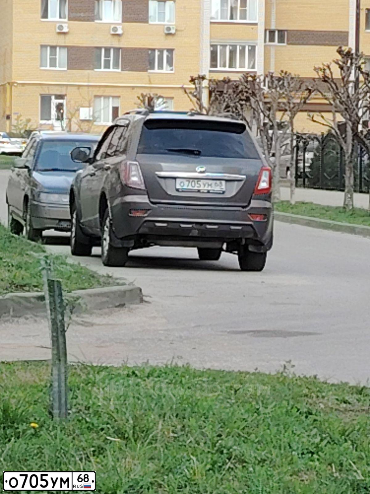 Фото автомобиля LIFAN X 60, 2013 — госномер Х222РМ33. Цвет: СТАЛЬНОЙ (СЕРЫЙ)