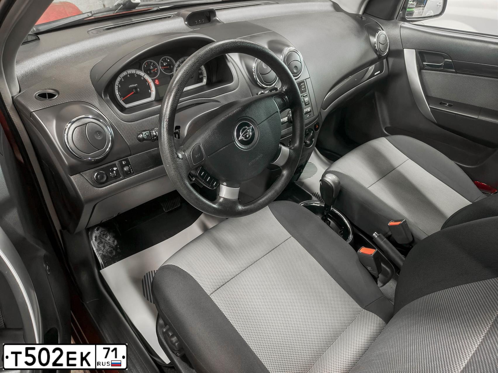 Фото автомобиля RAVON NEXIA R3, 2017 — госномер Т502ЕК71. Цвет: ТЕМНО ВИШНЕВЫЙ