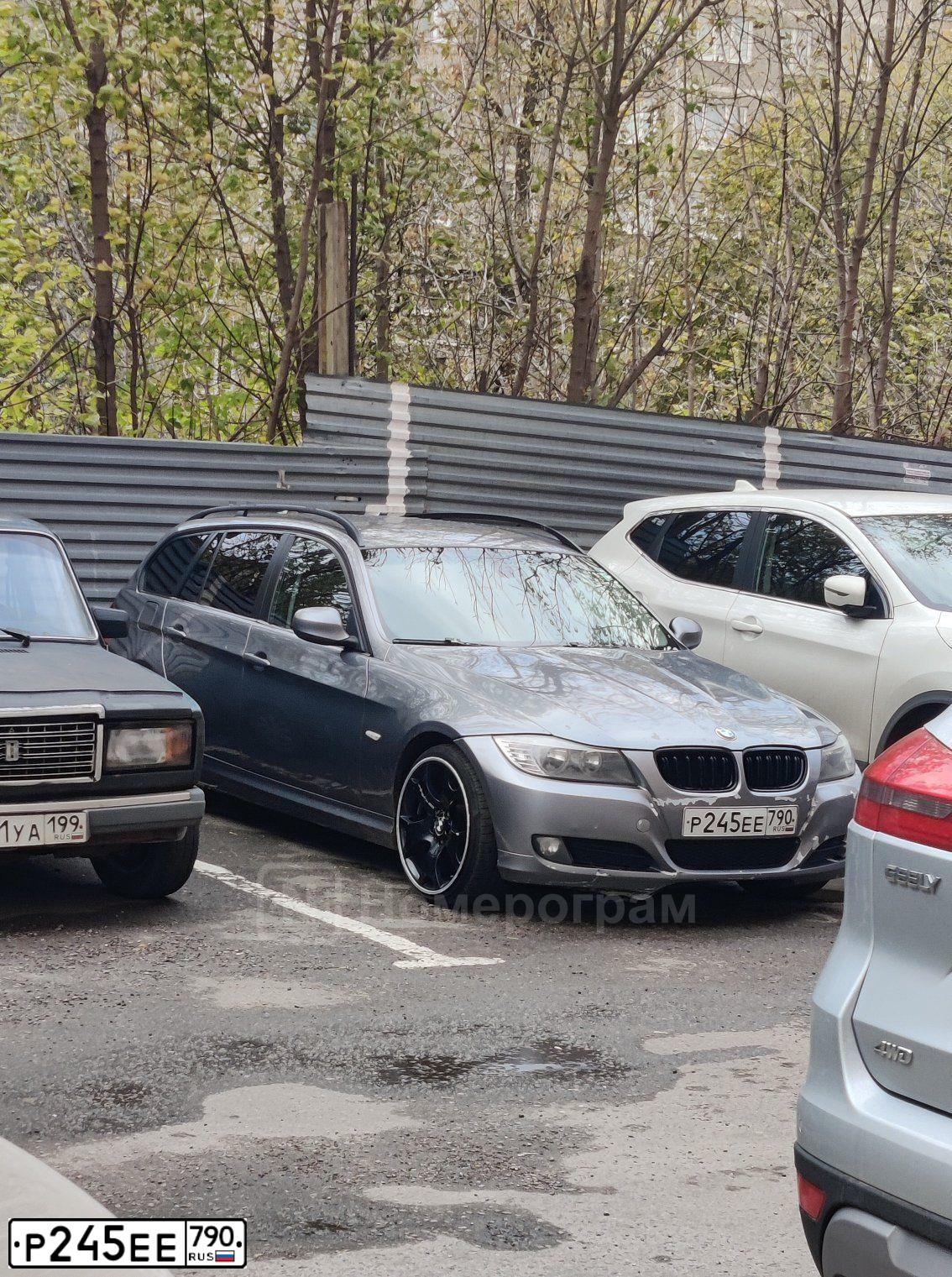 Фото автомобиля BMW SERIE 3, 2009 — госномер Н499ТО799. Цвет: СЕРЫЙ