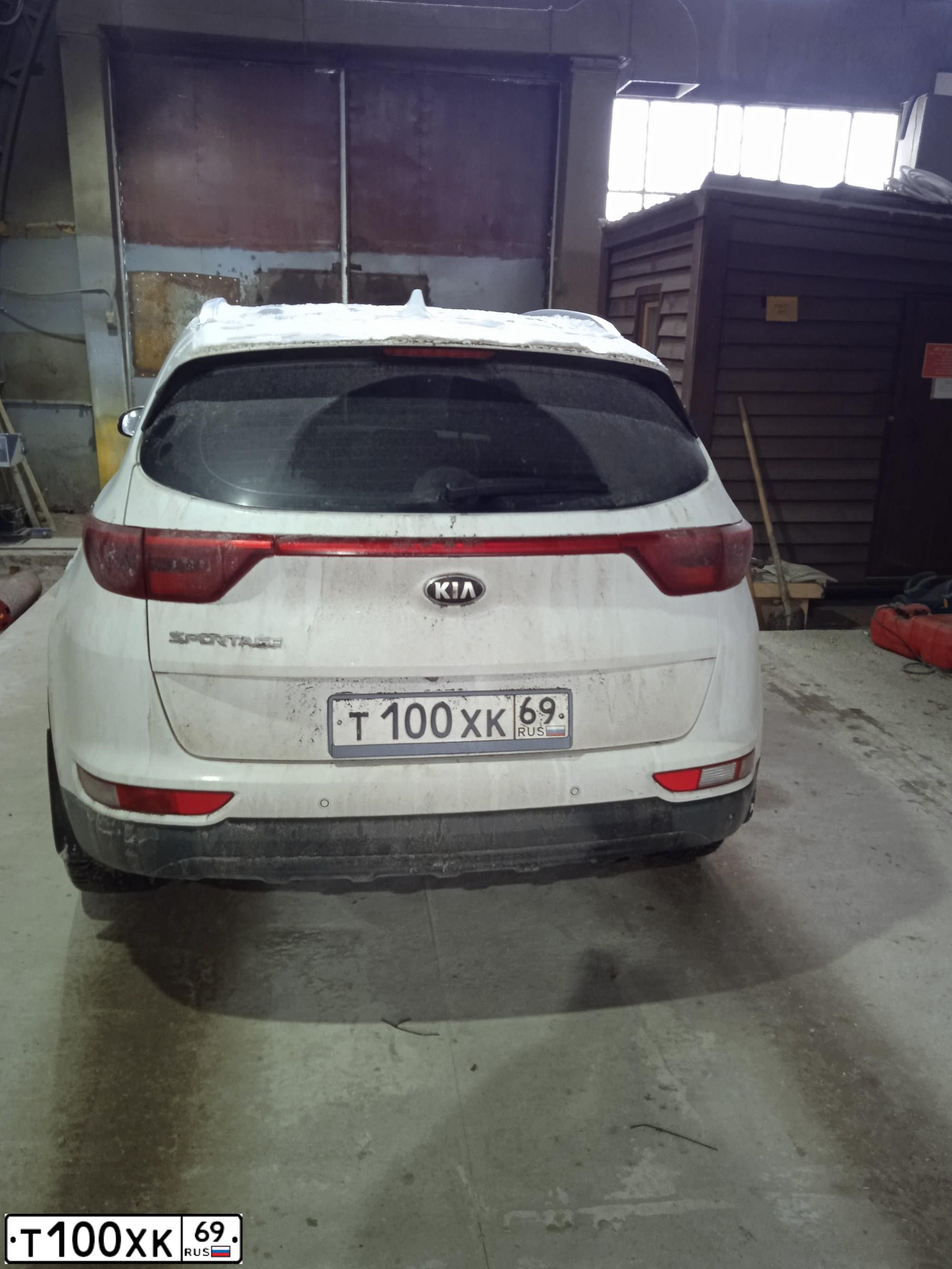 Фото автомобиля KIA SPORTAGE, 2017 — госномер Т100ХК69. Цвет: БЕЛЫЙ