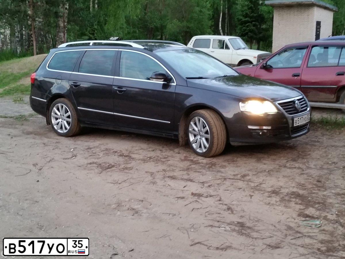 Фото автомобиля VOLKSWAGEN PASSAT, 2009 — госномер Т444СХ35. Цвет: ТЕМНО-КОРИЧНЕВЫЙ