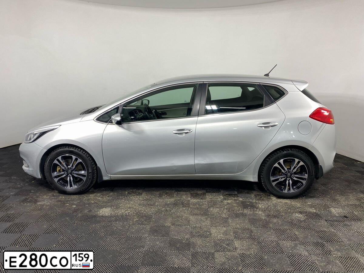 Фото автомобиля KIA CEE'D, 2014 — госномер Е280СО159