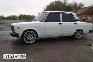 Фото автомобиля LADA 2105 LADA, 2009 — госномер К765АЕ181. Цвет: ЯРКО-БЕЛЫЙ