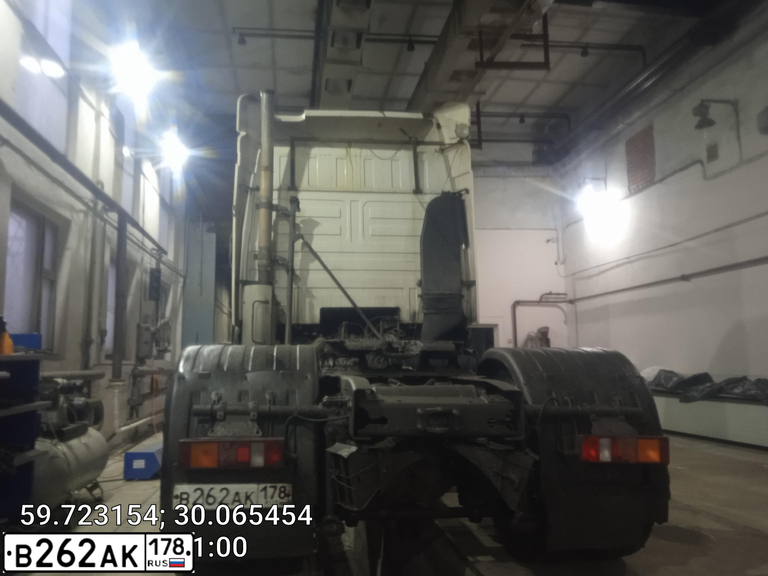 Фото автомобиля MAZ Z 5440 4X2, 2011 — госномер В262АК178. Цвет: Белый