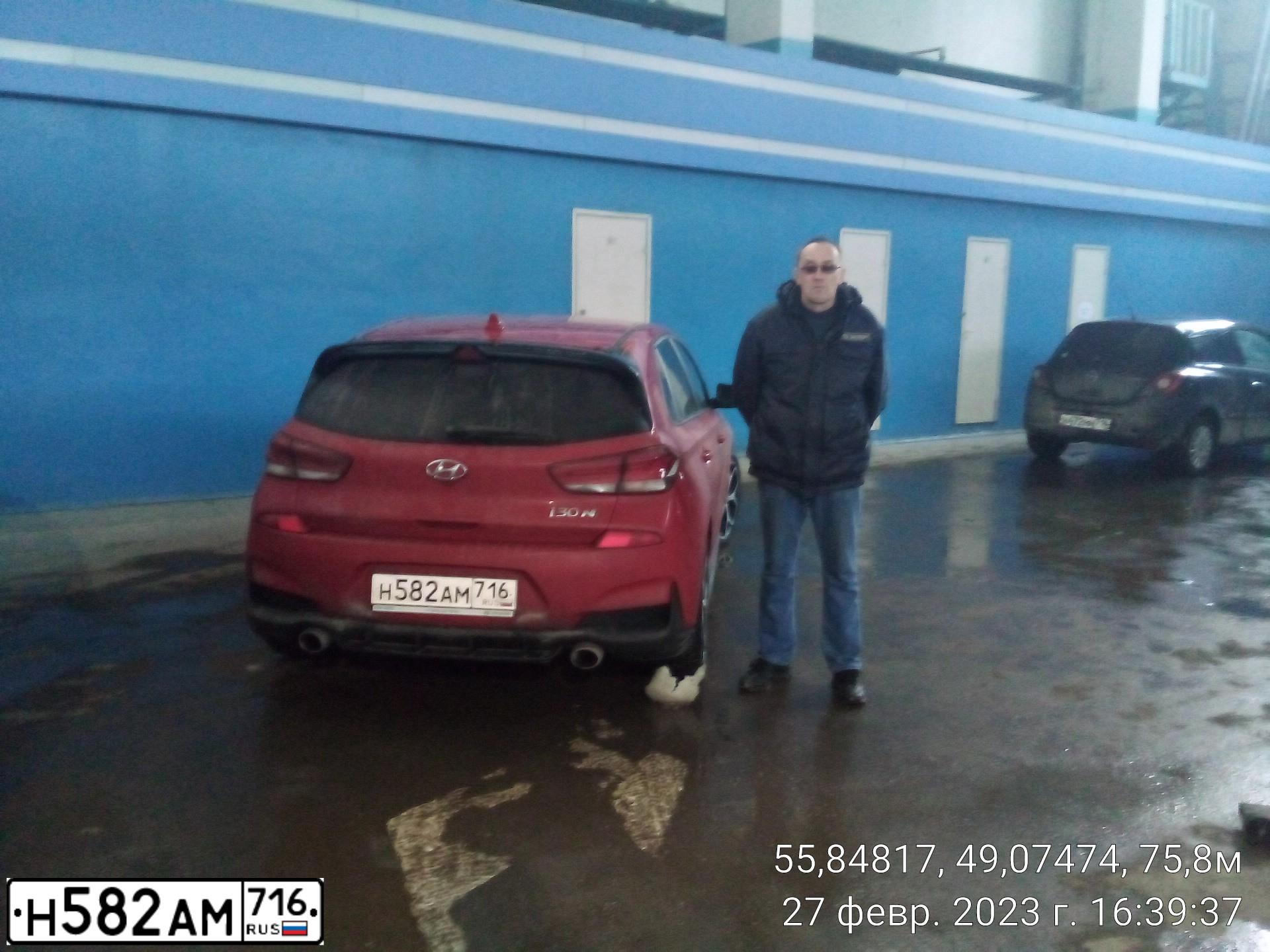 Фото автомобиля HYUNDAI I30, 2019 — госномер О760КТ716. Цвет: Красный