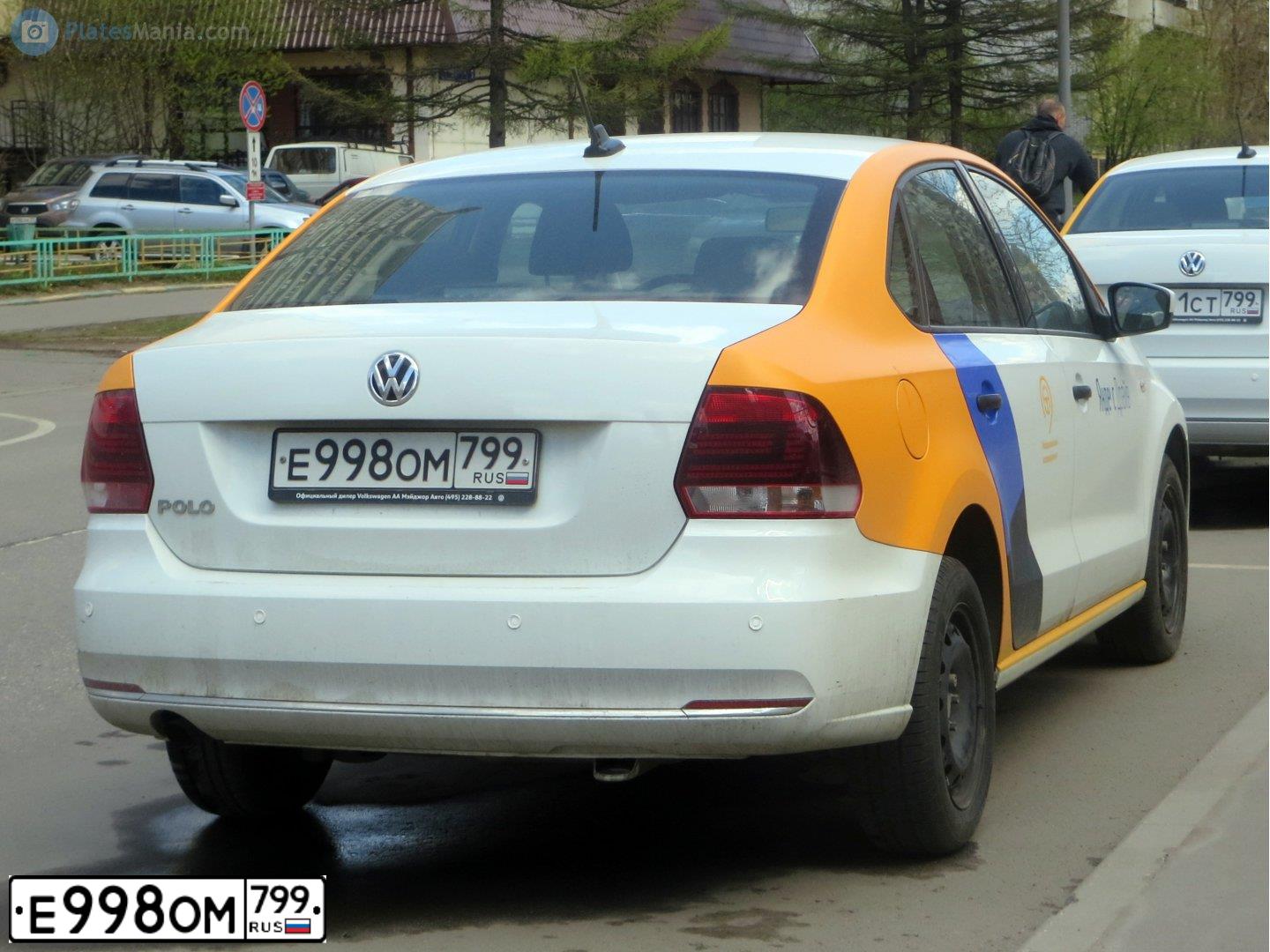Фото автомобиля VOLKSWAGEN POLO, 2019 — госномер А586УА193. Цвет: Белый