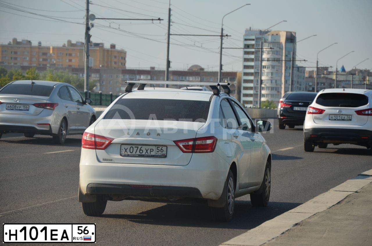 Фото автомобиля BMW 320I, 2012 — госномер С128УН196. Цвет: ЧЕРНЫЙ