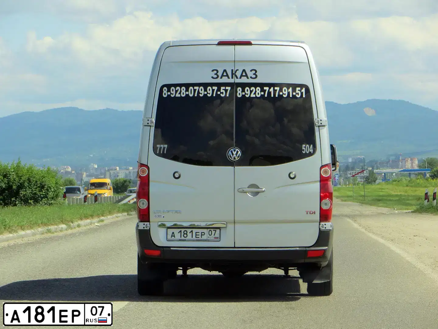 Фото автомобиля VOLKSWAGEN CRAFTER, 2008 — госномер А181ЕР07. Цвет: СЕРЕБРИСТЫЙ