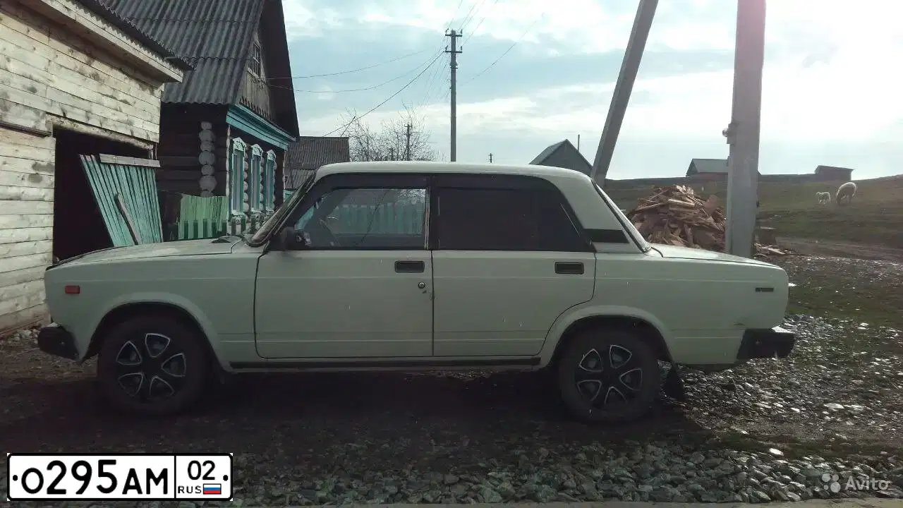 Фото автомобиля ВАЗ 21074, 2001 — госномер О295АМ102. Цвет: СЛИВОЧНО-БЕЛЫЙ