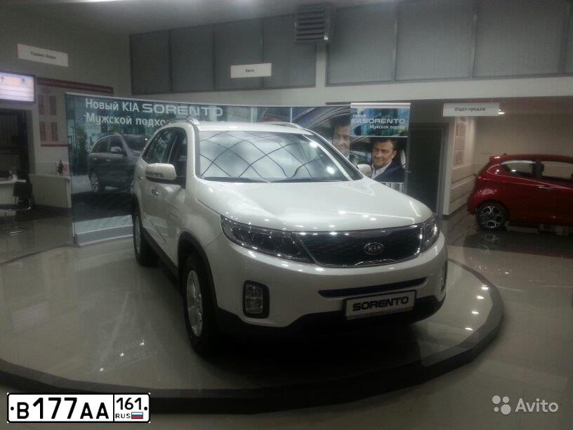 Фото автомобиля KIA SORENTO, 2012 — госномер В177АА161. Цвет: БЕЛЫЙ