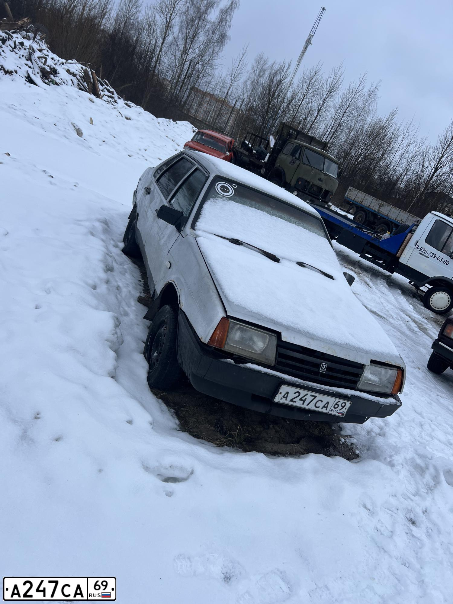 Фото автомобиля LADA 2109 SAMARA, 2004 — госномер А247СА69. Цвет: СВЕТЛО-СЕРЕБРИСТЫЙ  МЕТАЛЛИК