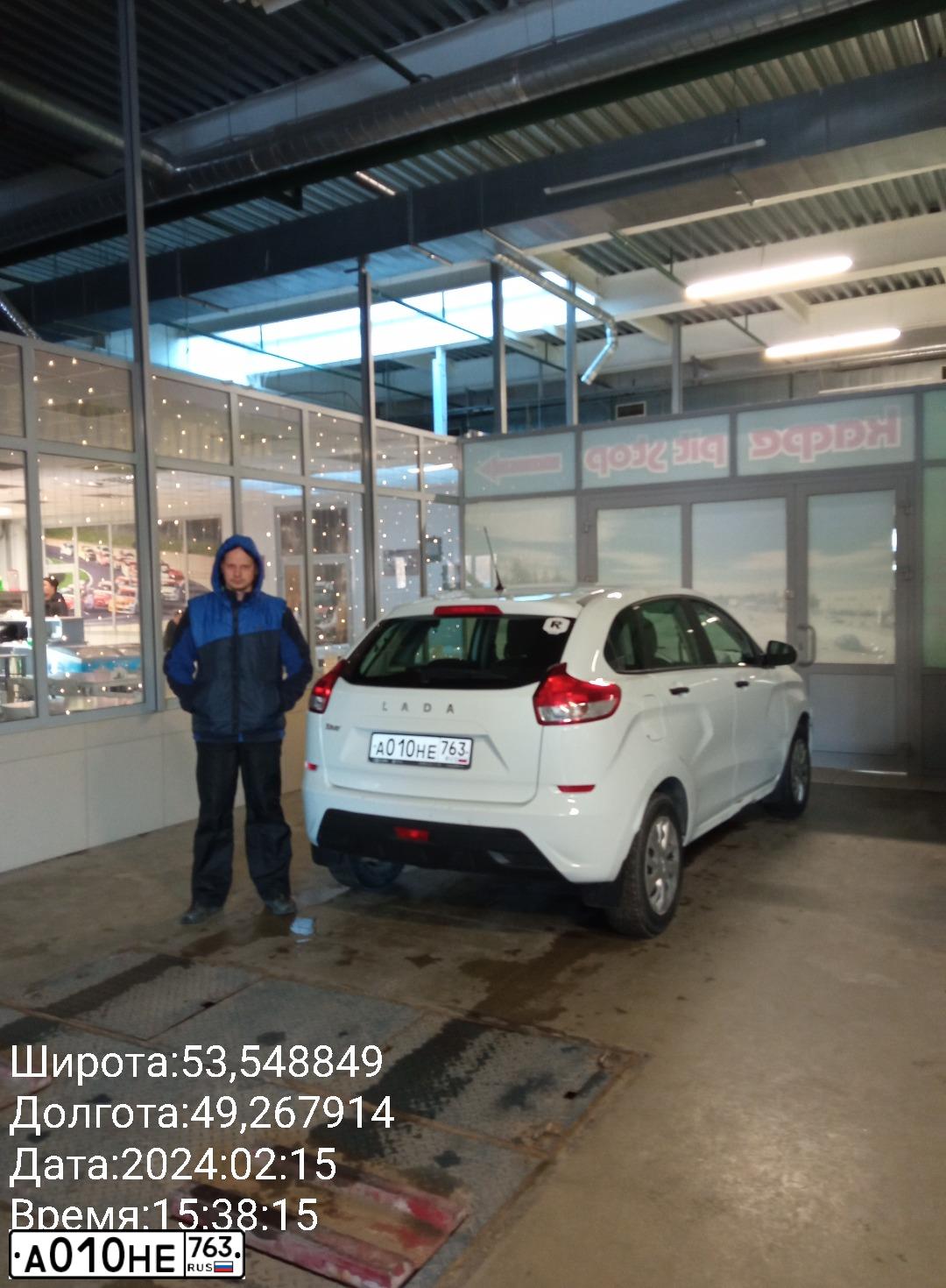 Фото автомобиля LADA XRAY, 2018 — госномер Т030ЕУ73. Цвет: Белый