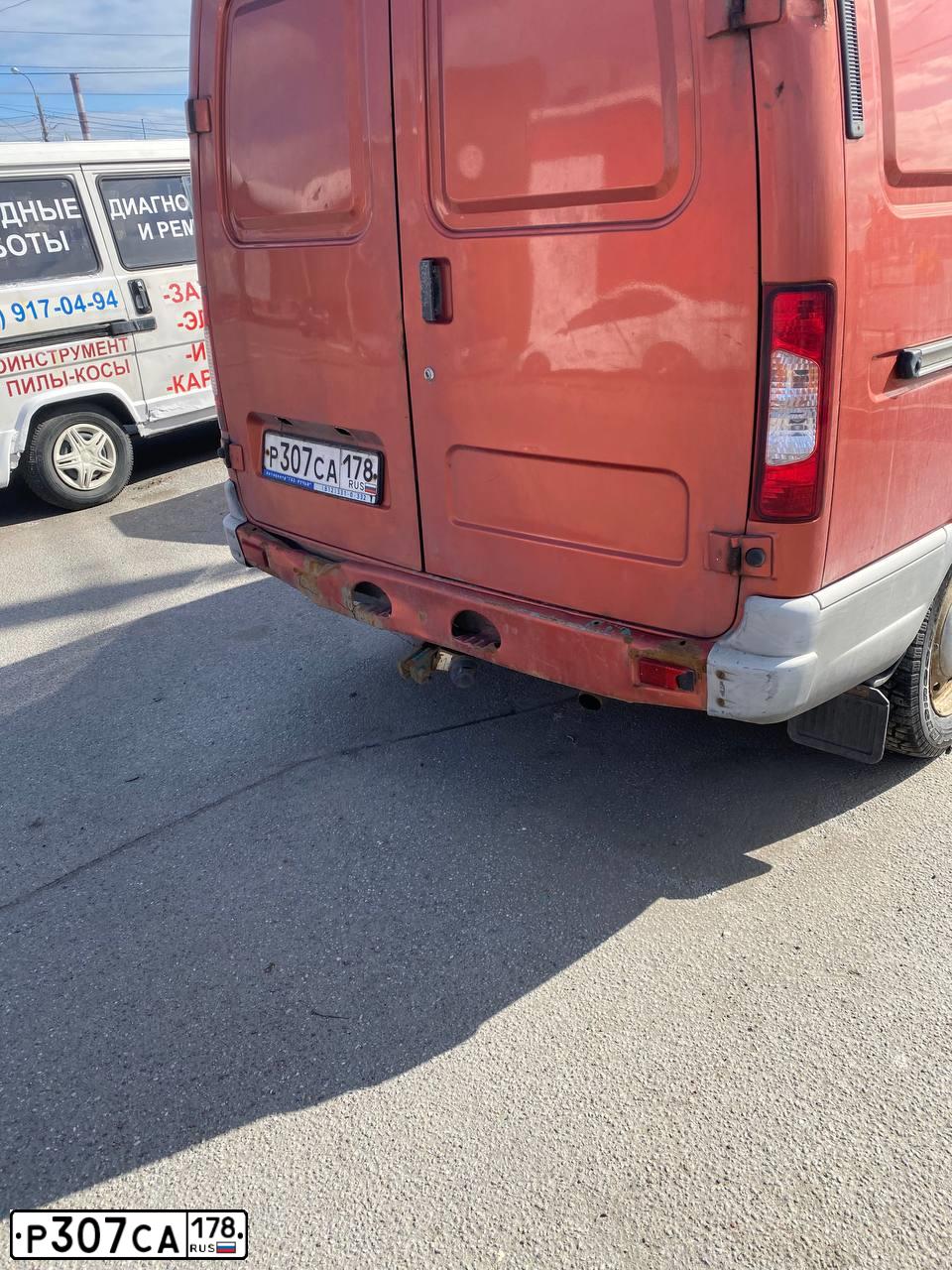 Фото автомобиля GAZ Z 2752 SOBOL, 2012 — госномер Р307СА178. Цвет: ОРАНЖЕВЫЙ