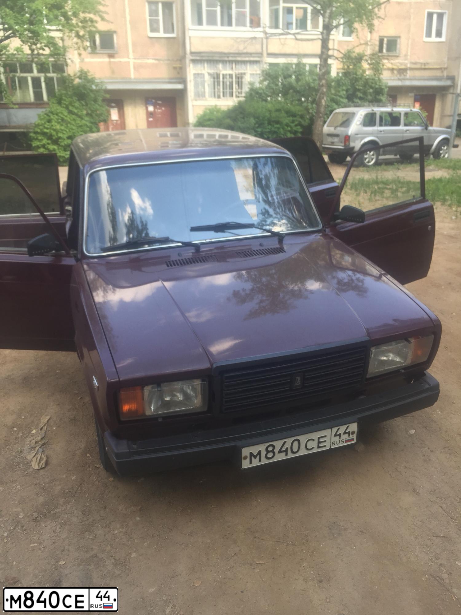 Фото автомобиля LADA 2107, 2007 — госномер М840СЕ44. Цвет: ТЕМНО-ВИШНЕВЫЙ
