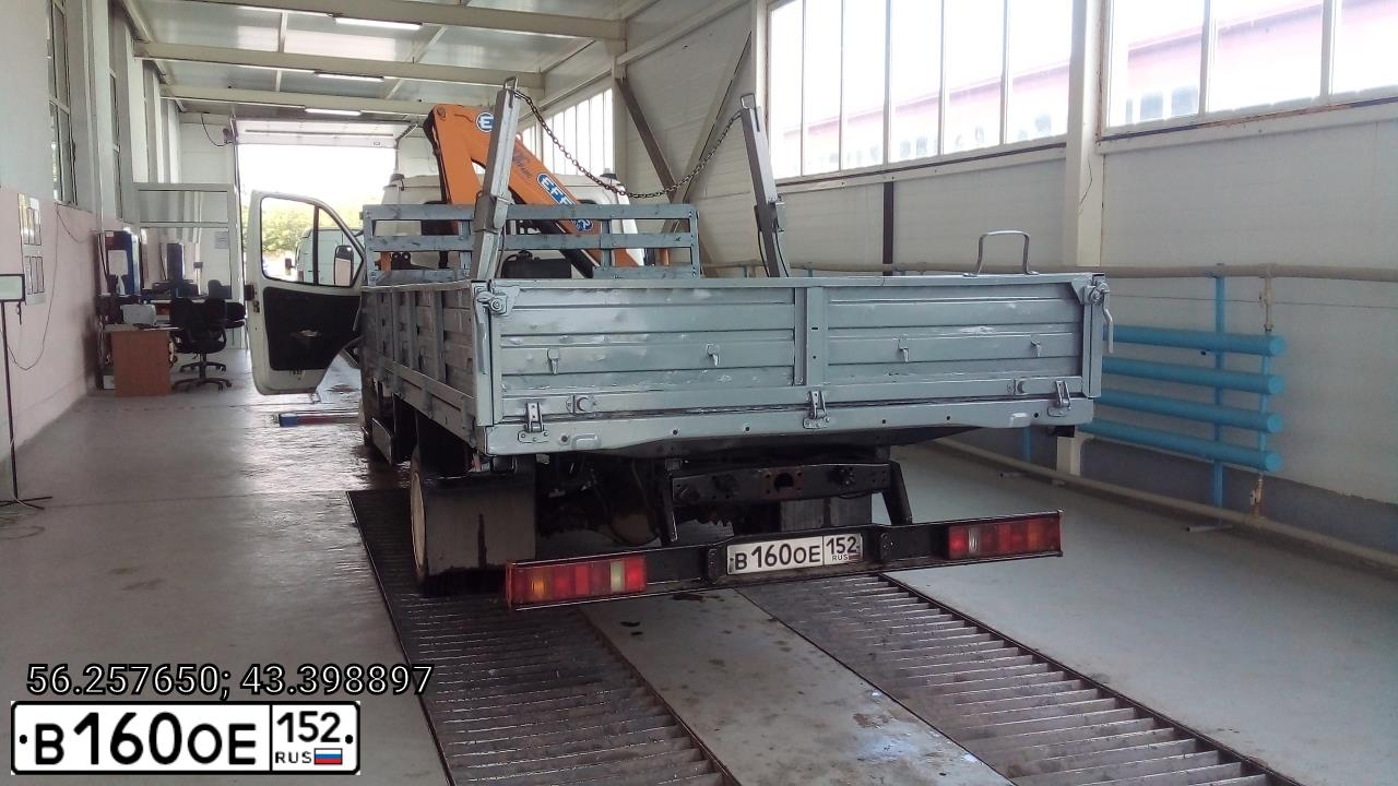 Фото автомобиля GAZ 3310 WALDAI, 2010 — госномер В160ОЕ152. Цвет: Белый