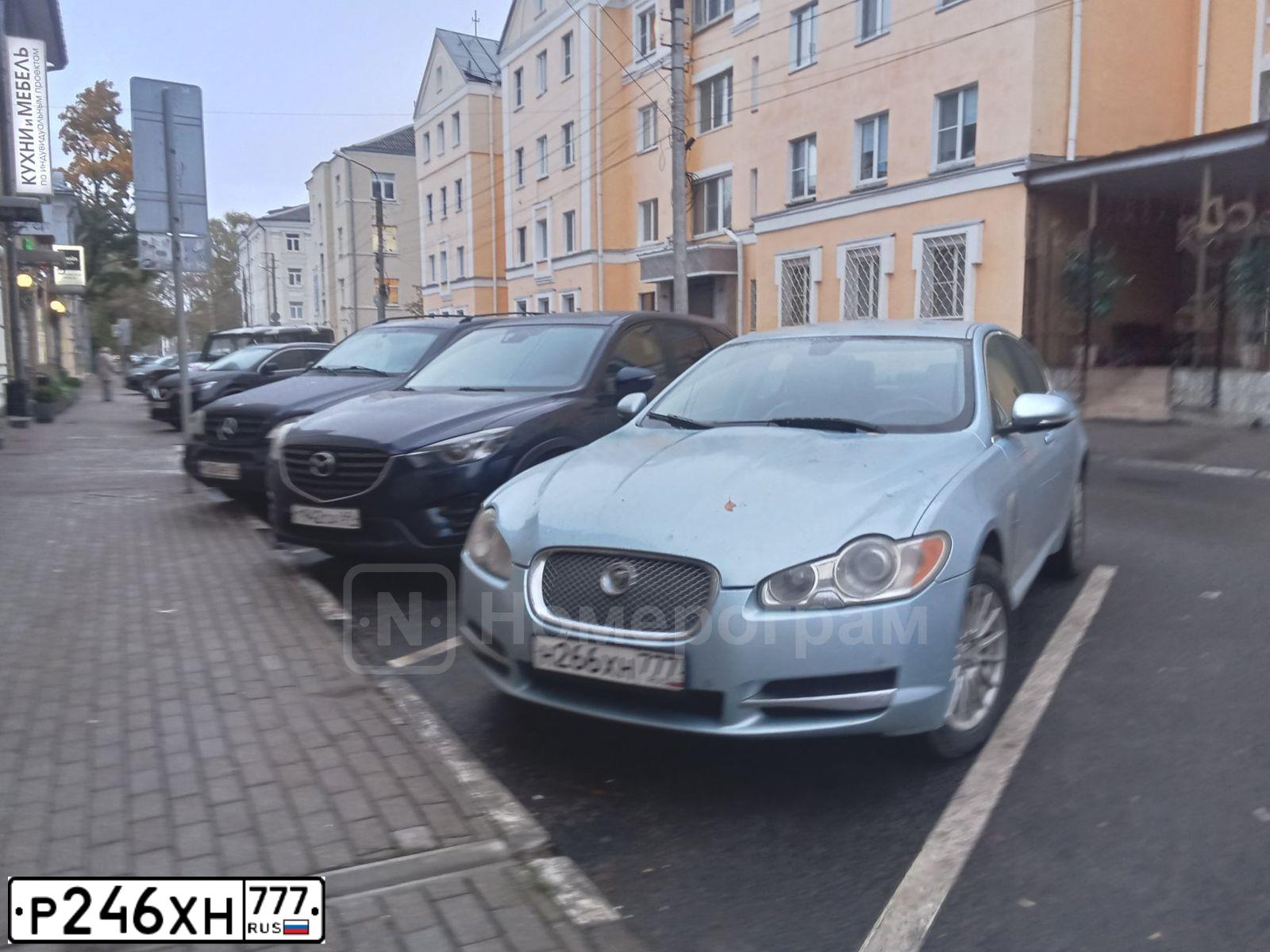 Фото автомобиля TOYOTA CAMRY, 2004 — госномер К070ЕТ164. Цвет: БЕЖЕВЫЙ