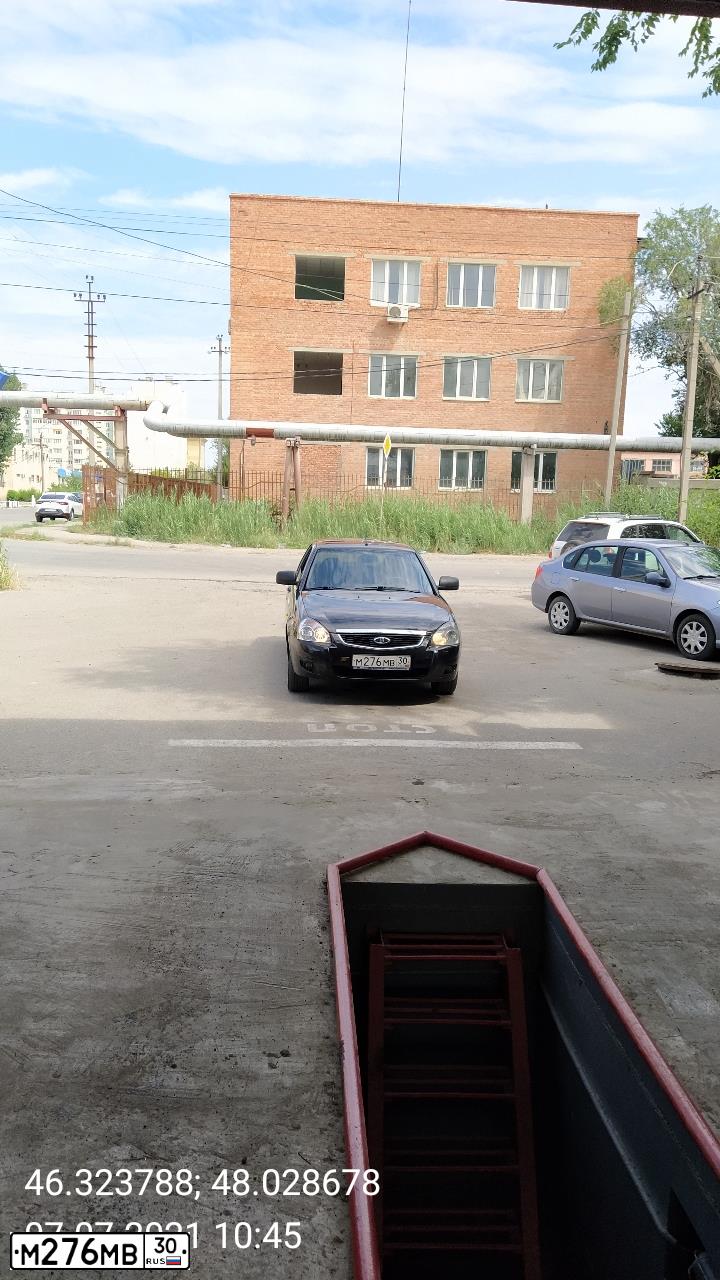 Фото автомобиля LADA 2170 PRIORA, 2014 — госномер Н347ЕС134. Цвет: ЧЕРНЫЙ
