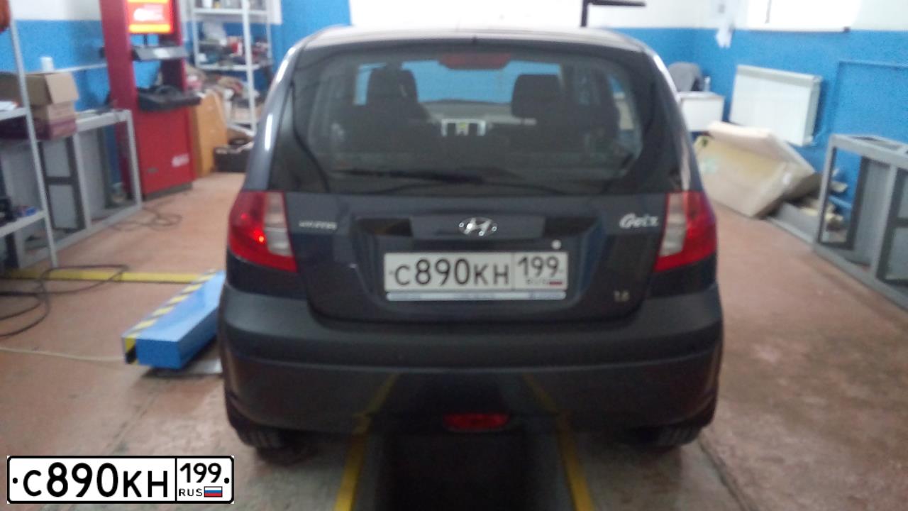 Фото автомобиля HYUNDAI GETZ, 2008 — госномер М038ТС62. Цвет: темно-серый