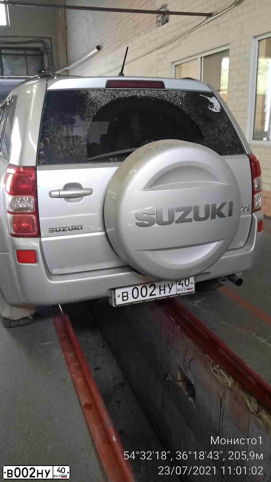 Фото автомобиля SUZUKI GRAND VITARA, 2008 — госномер К100ЕА40. Цвет: СЕРЕБРИСТЫЙ