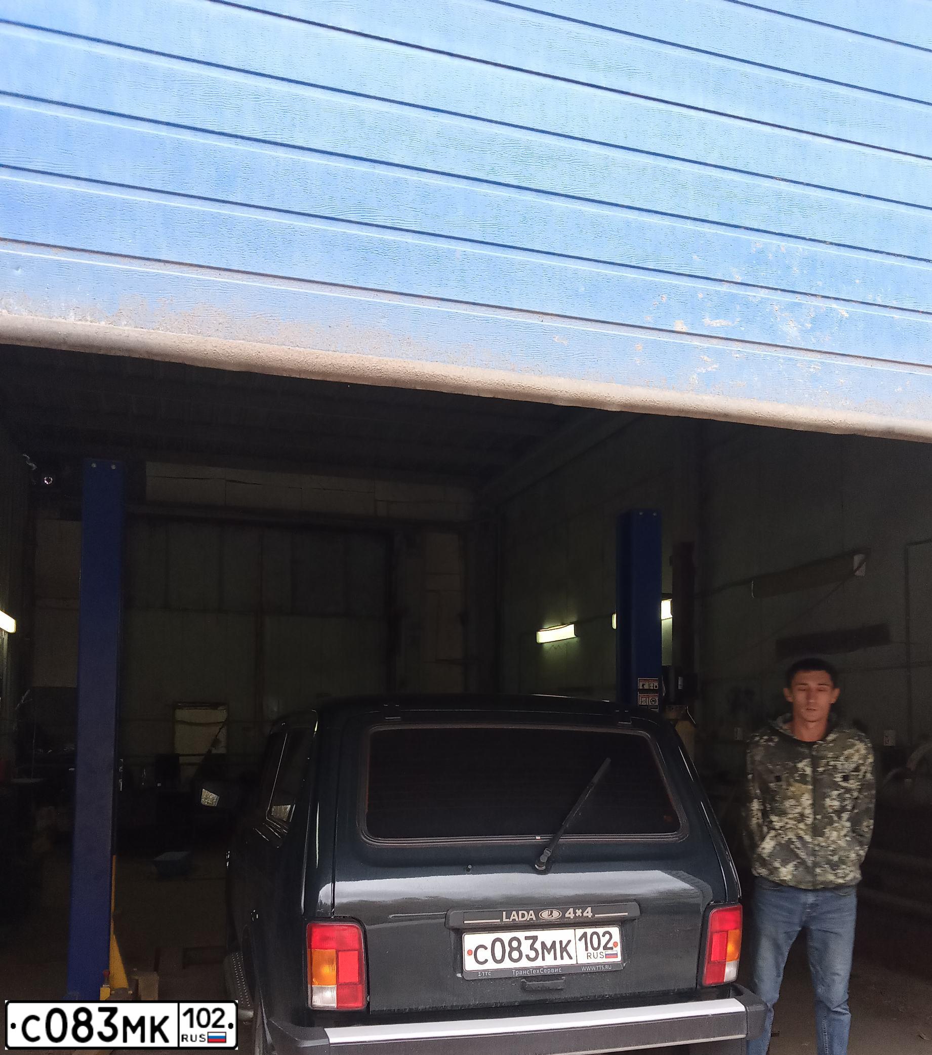 Фото автомобиля LADA NIVA, 2015 — госномер М740УС702
