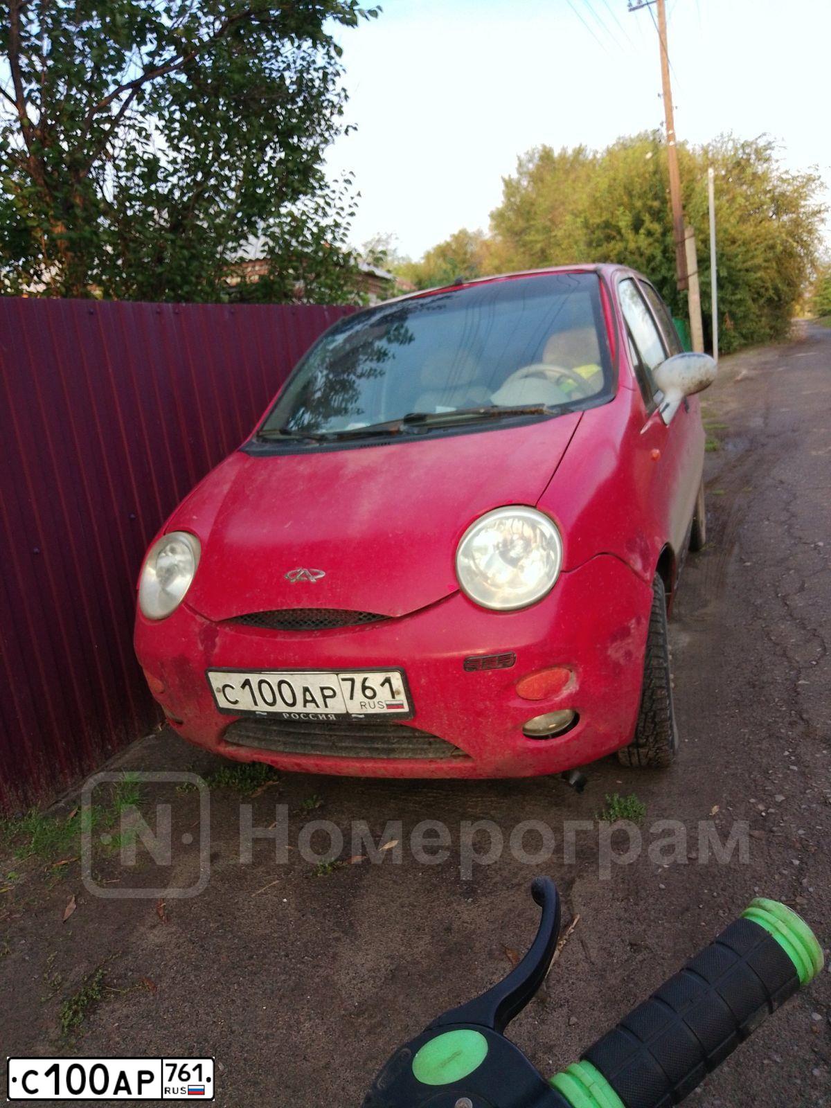 Фото автомобиля CHERY QQ / SWEET, 2006 — госномер С100АР761. Цвет: КРАСНЫЙ