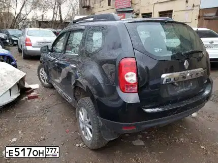 Фото автомобиля NISSAN PRIMERA, 2005 — госномер Е517ОН777. Цвет: СЕРЫЙ