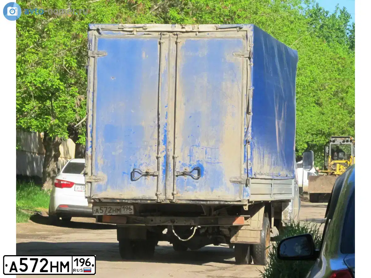 Фото автомобиля GAZ 3009, 2008 — госномер Х893ЕА196