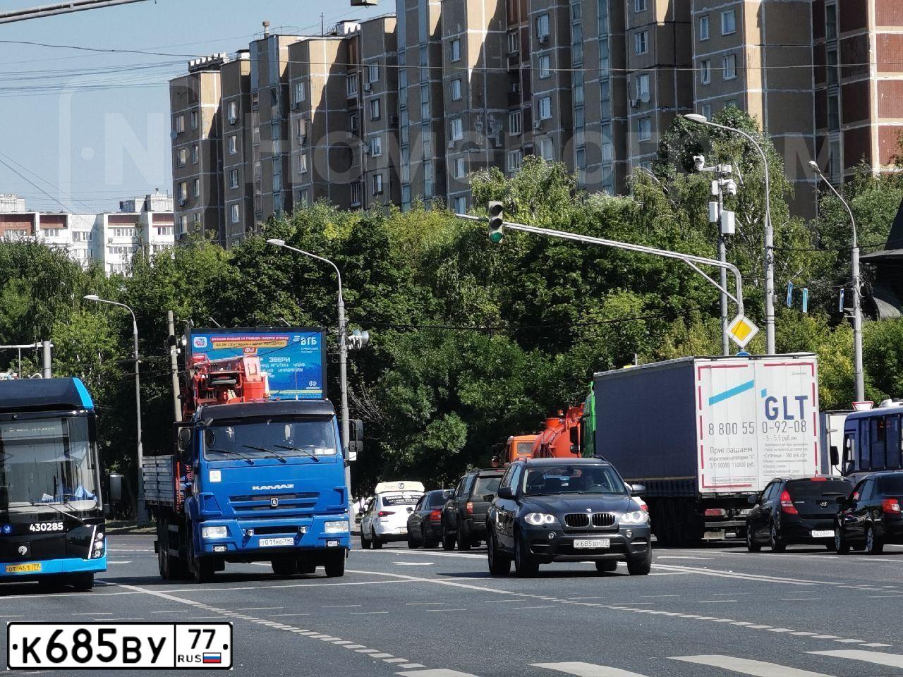 Фото автомобиля VOLKSWAGEN TRANSPORTER, 2012 — госномер О330ОМ71