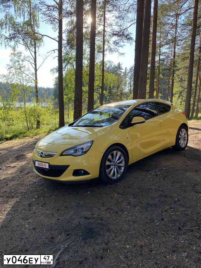 Фото автомобиля OPEL ASTRA, 2012 — госномер А585ВТ147. Цвет: ЖЁЛТЫЙ