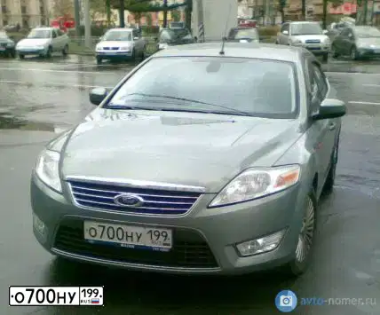 Фото автомобиля HYUNDAI IX35, 2013 — госномер К978СО777. Цвет: СЕРЫЙ