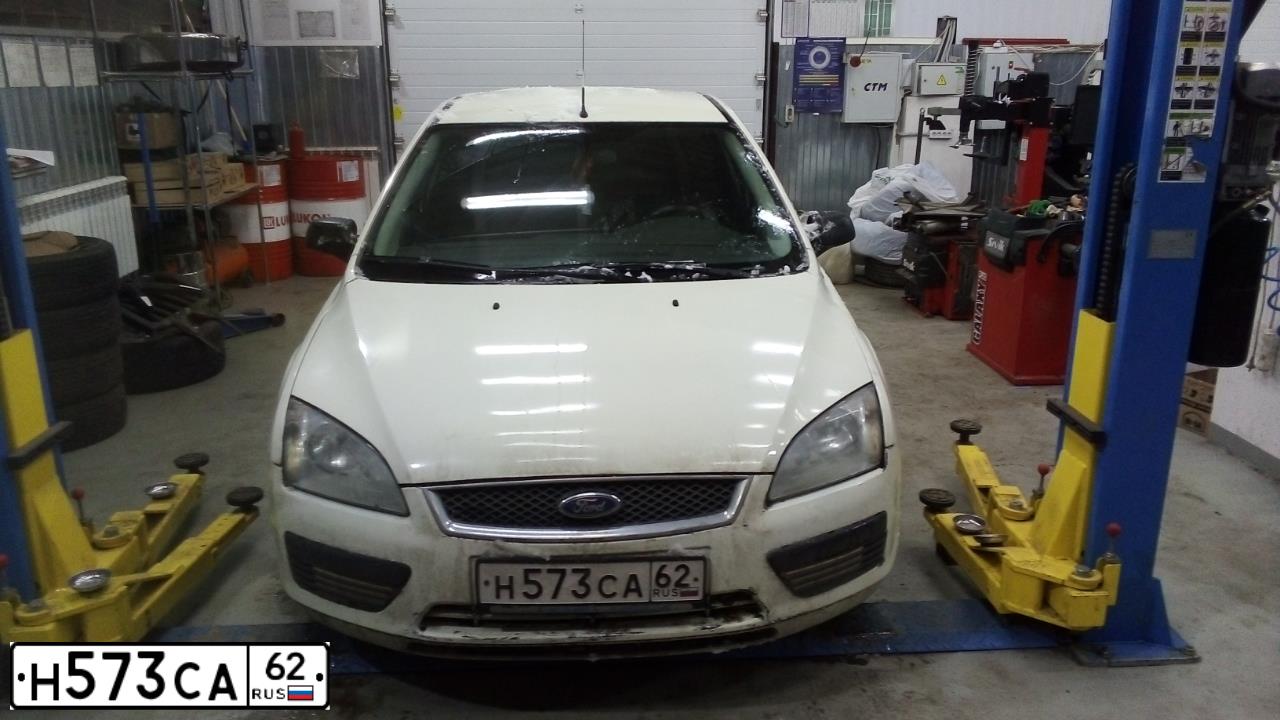 Фото автомобиля FORD FOCUS, 2006 — госномер Н573СА62. Цвет: БЕЛЫЙ