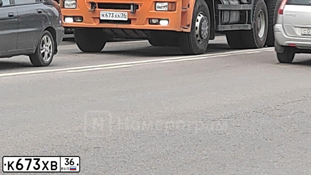 Фото автомобиля MERCEDES GL-KLASSE, 2012 — госномер С050СМ777. Цвет: ЧЕРНЫЙ