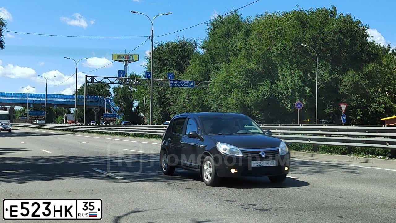 Фото автомобиля LADA 2190 GRANTA, 2014 — госномер К457РН35. Цвет: Золотисто-коричневый